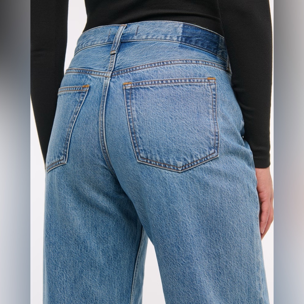 Abercrombie - Curve Love Low Rise Ultra Loose Lightweight Drapey Rigid Jean - Picture 8 of 13